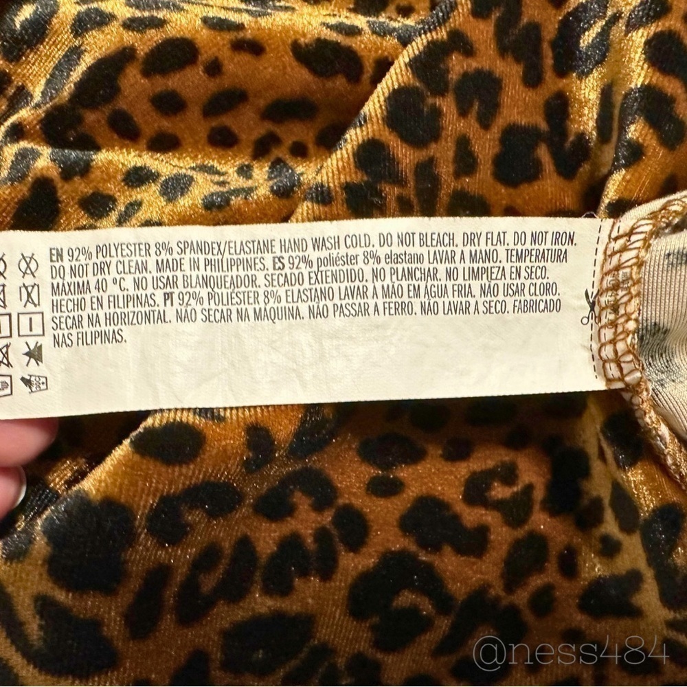 Forever‎ 21 Long Sleeve Leopard Print Velvet Mini Dress Square Neck Slit M - Picture 4 of 5
